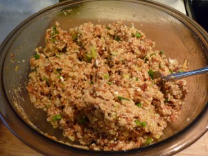 To prepare the quinoa cakes: Add salmon, eggs, breadcrumbs, scallions, chopped dill, lemon zest and pepper to the quinoa. 