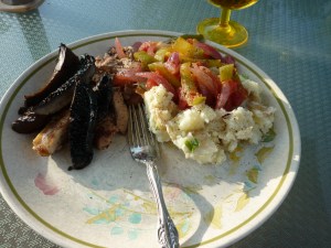Serve with the pepper onions mixture and the smashed potatoes. Oh, heavenly!
