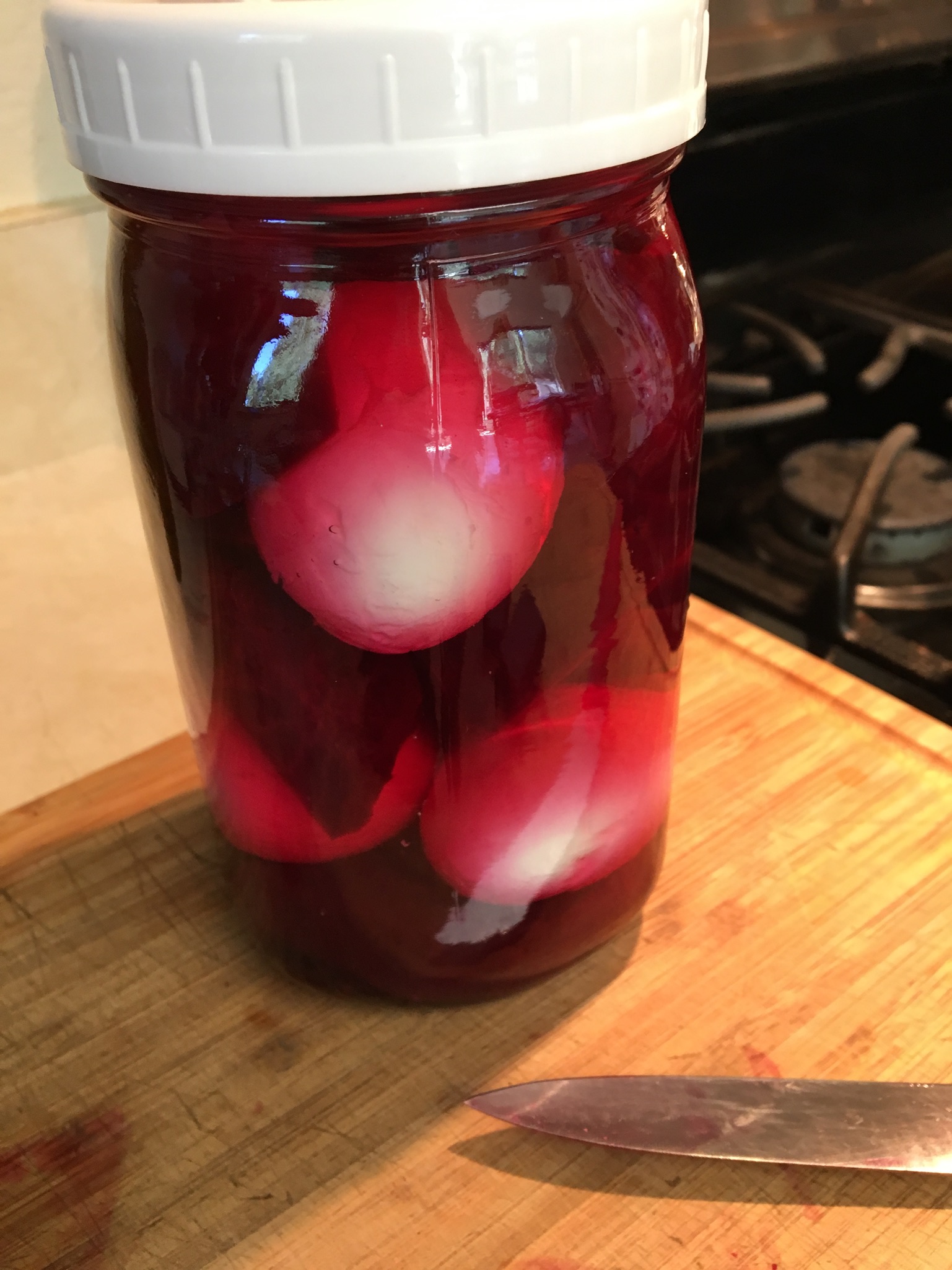 Pickled-Eggs-w-Beets1